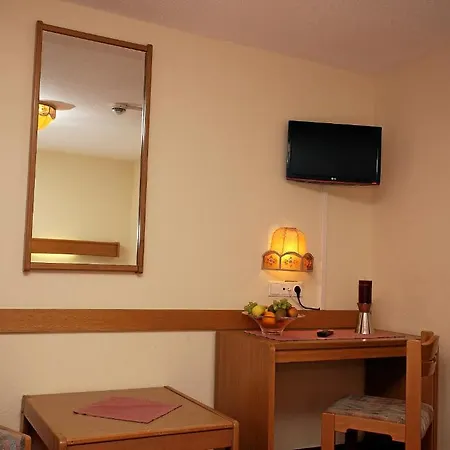 Wiese Hotel 3*
