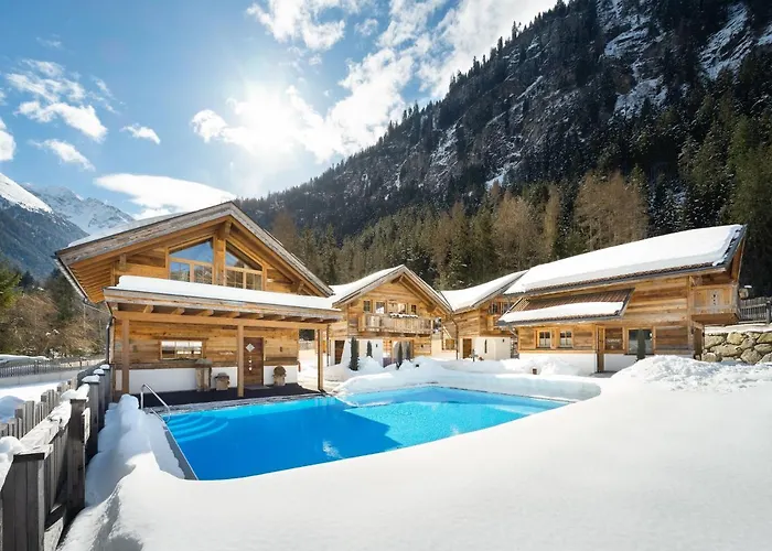 Wiese Hotell Sankt Leonhard im Pitztal