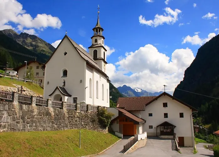 Wiese Sankt Leonhard im Pitztal
